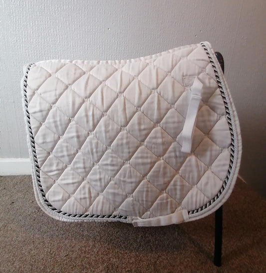 White GP Saddle Pad
