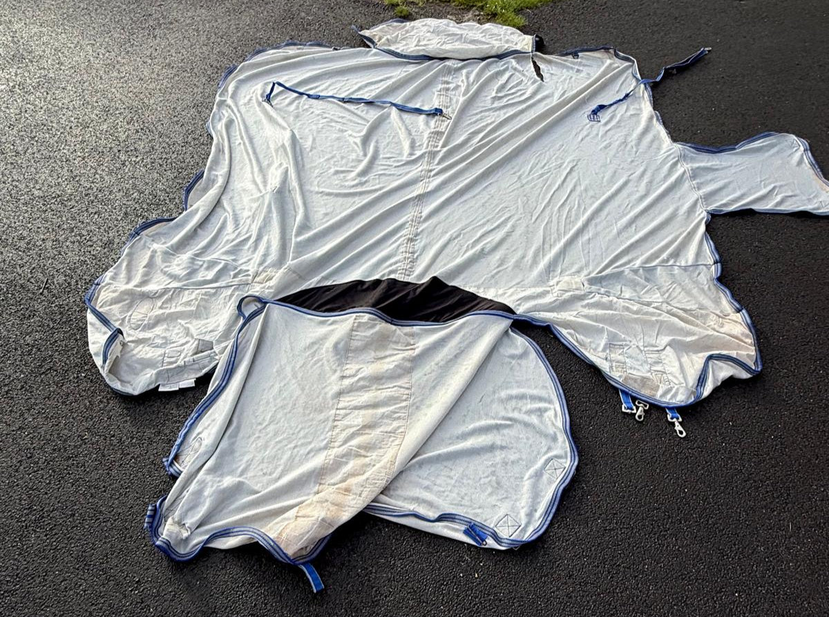 Weatherbeeta 6’9 Fly Rug