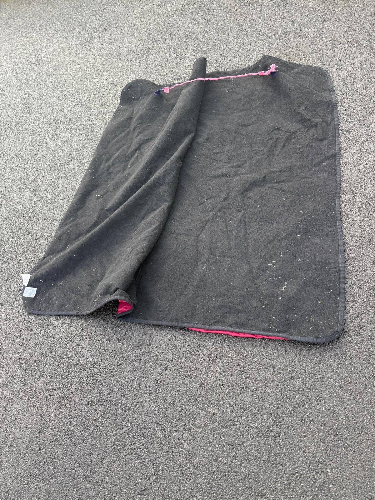 Kingshead Ride On Rug