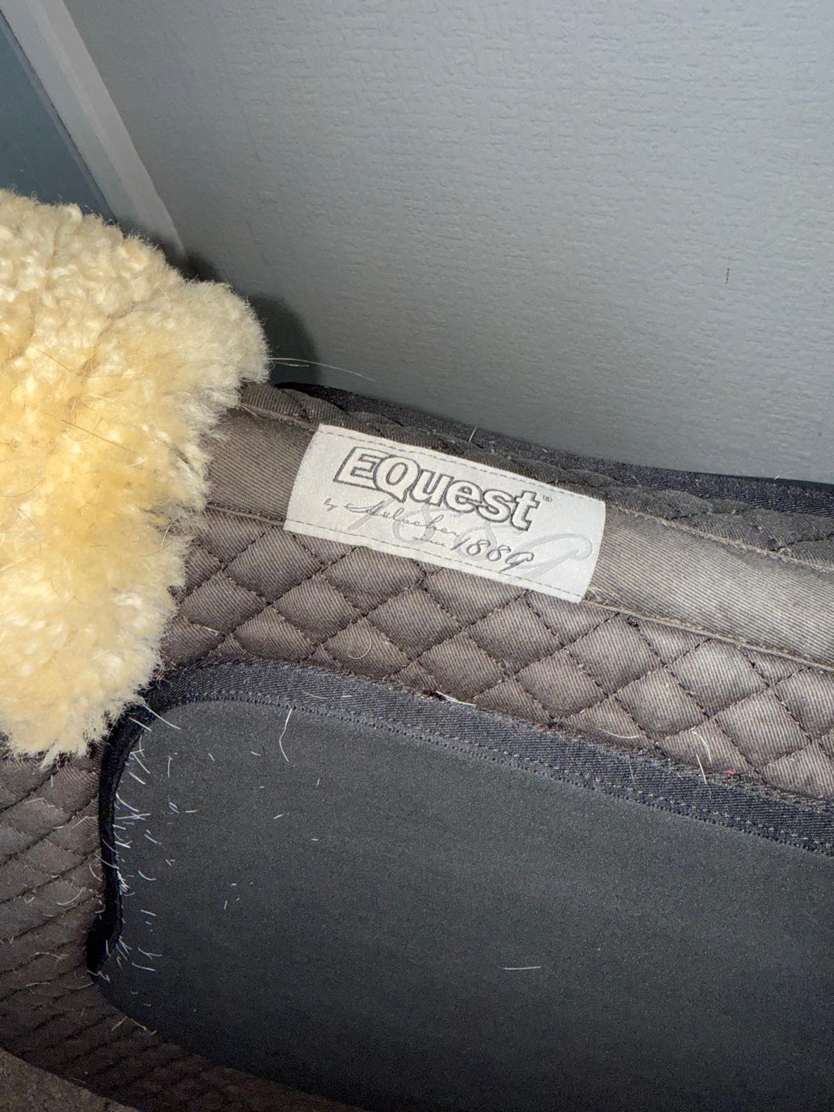 Equest Saddle Pad