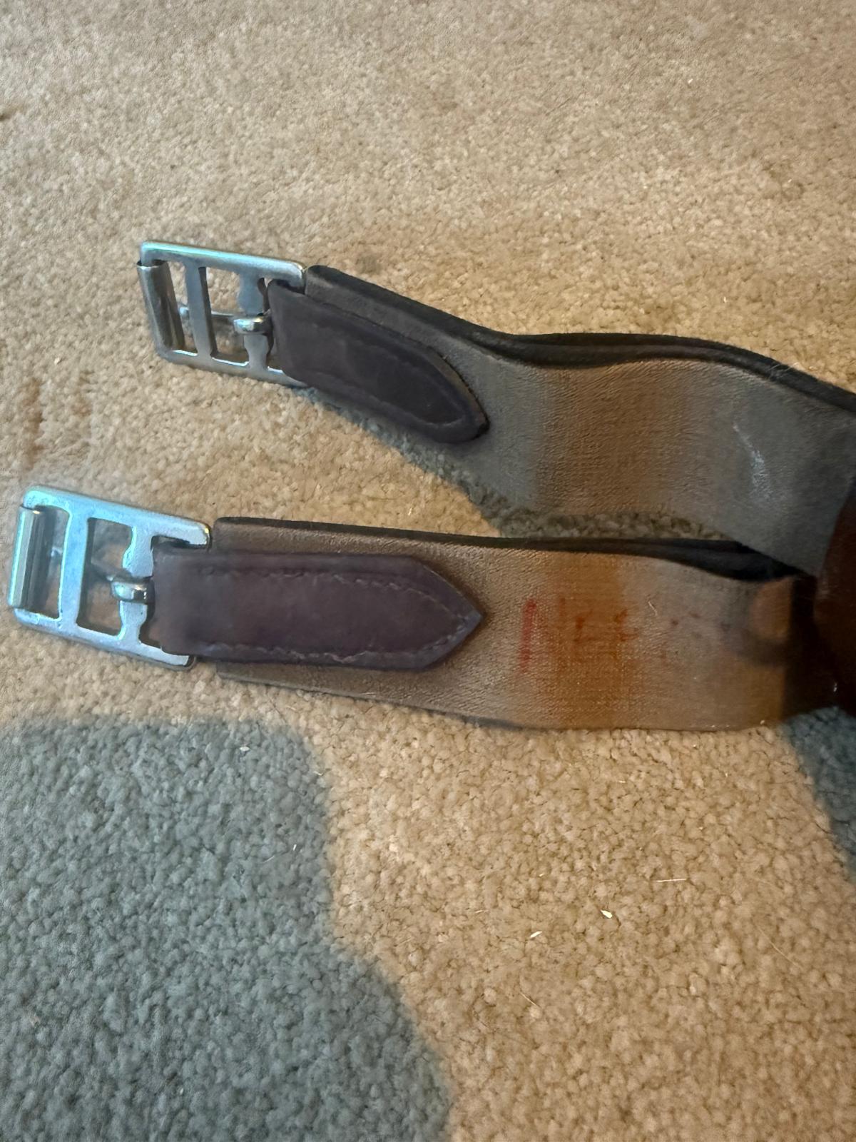Salamo Tan 48” Stud Girth